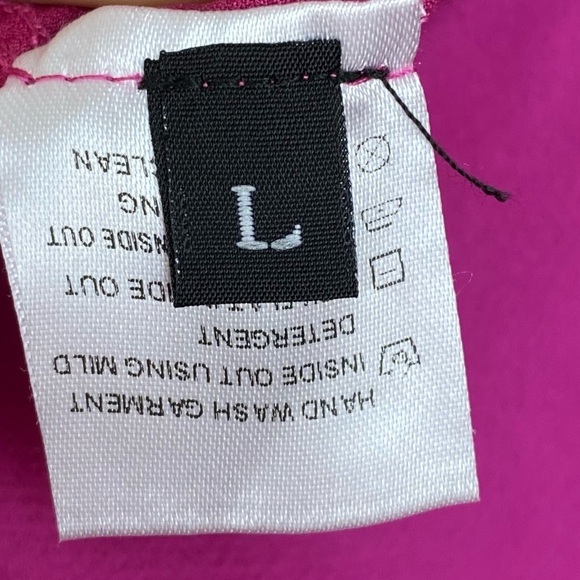 NWT Piero from a boutique in Puerto Rico. Off the shoulder jumpsuit with belt. - Picture 13 of 15